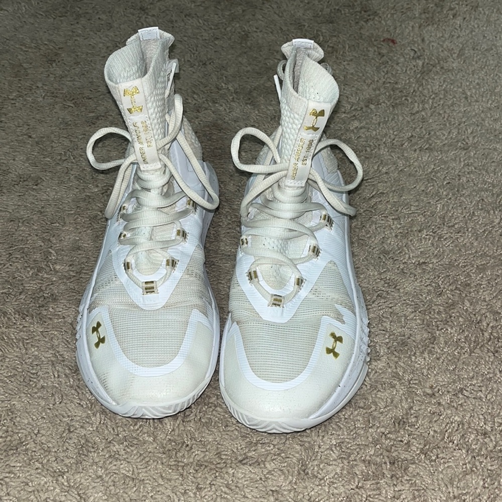 Under Armour Highlight volleyball shoes